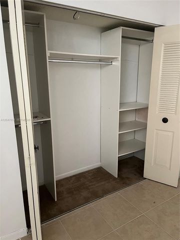 403 NW 68th Avenue 206, Plantation, FL 33317