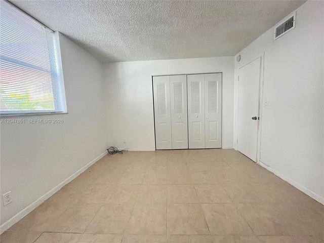 403 NW 68th Avenue 206, Plantation, FL 33317