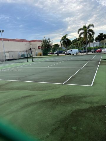 403 NW 68th Avenue 206, Plantation, FL 33317