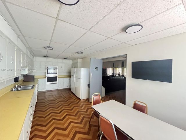 403 NW 68th Avenue 206, Plantation, FL 33317