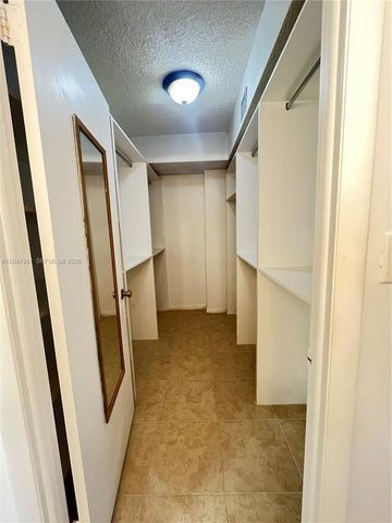 403 NW 68th Avenue 206, Plantation, FL 33317