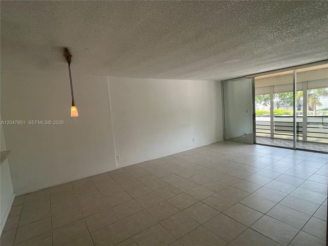 403 NW 68th Avenue 206, Plantation, FL 33317