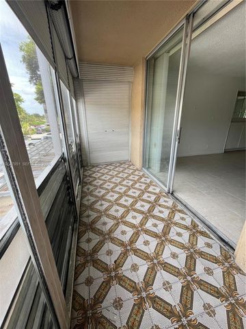 403 NW 68th Avenue 206, Plantation, FL 33317