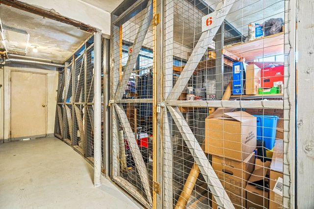 29 Arlington Rd 5, Woburn, MA 01880