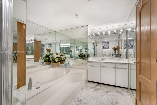9 Island Ave 1514, Miami Beach, FL 33139