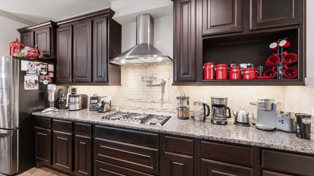 1270 Autumnwood Drive, Magnolia, TX 77354