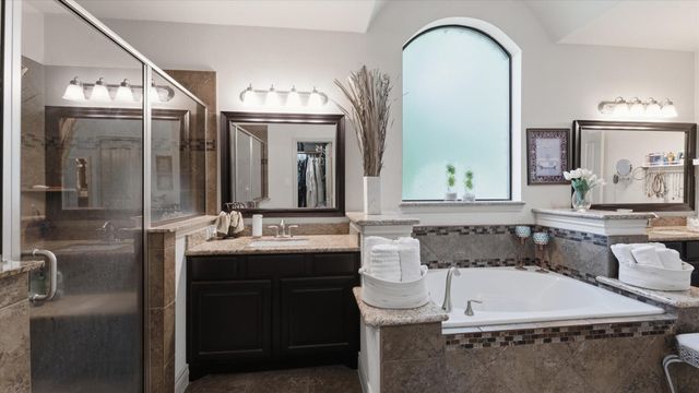 1270 Autumnwood Drive, Magnolia, TX 77354