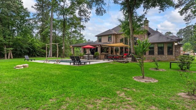 1270 Autumnwood Drive, Magnolia, TX 77354