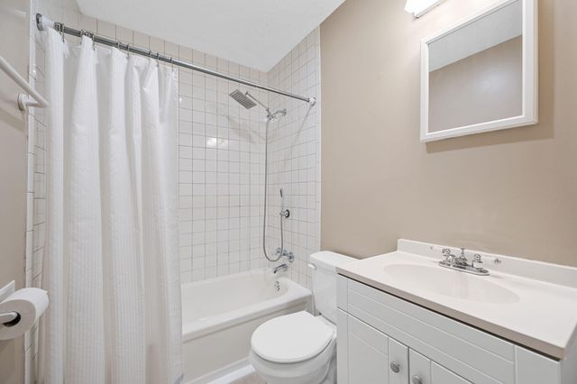 8326 Middle Road, Ooltewah, TN 37363