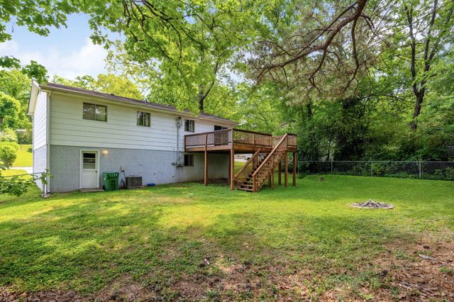 8326 Middle Road, Ooltewah, TN 37363