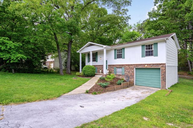 8326 Middle Road, Ooltewah, TN 37363