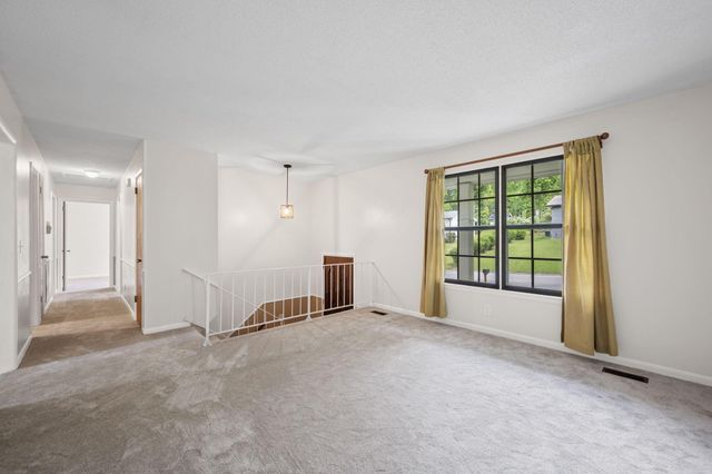 8326 Middle Road, Ooltewah, TN 37363