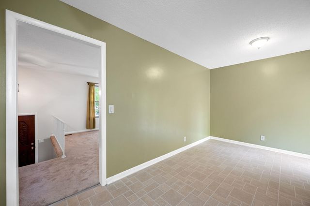 8326 Middle Road, Ooltewah, TN 37363