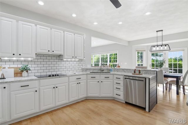 157 Blue Bell Lane, Highland, IL 62249