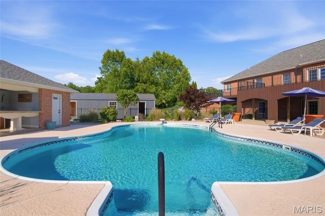 157 Blue Bell Lane, Highland, IL 62249