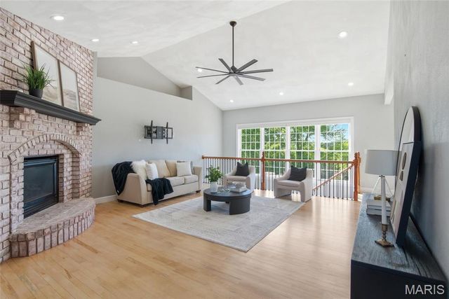 157 Blue Bell Lane, Highland, IL 62249