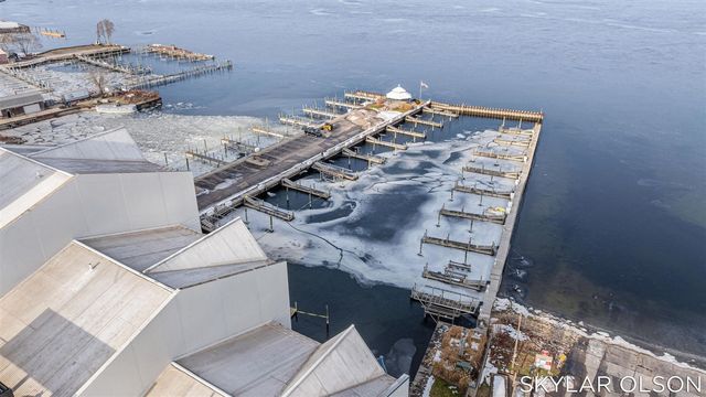 2964 Lakeshore Drive E701, Muskegon, MI 49441