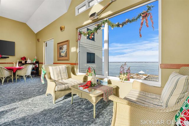 2964 Lakeshore Drive E701, Muskegon, MI 49441