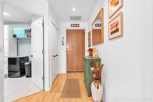 2964 Lakeshore Drive E701, Muskegon, MI 49441