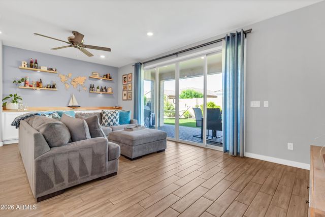 9810 E RESEARCH Avenue, Mesa, AZ 85212