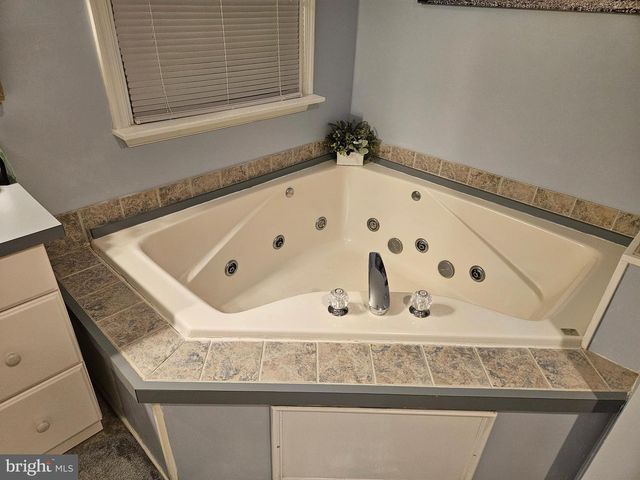 24324 ASBURY DR, Denton, MD 21629