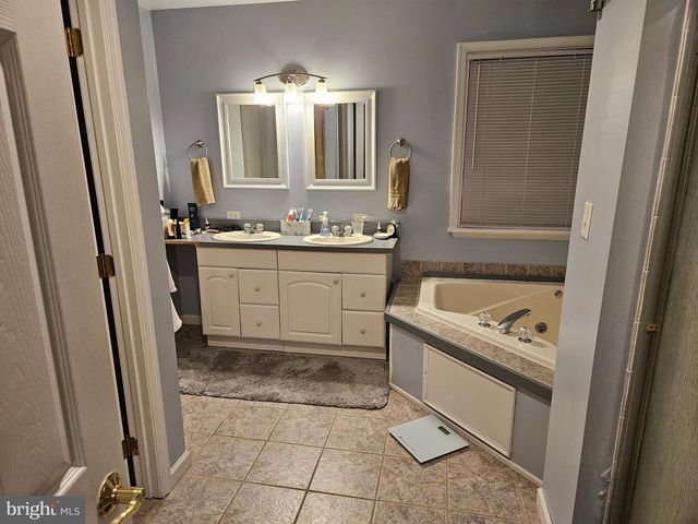 24324 ASBURY DR, Denton, MD 21629