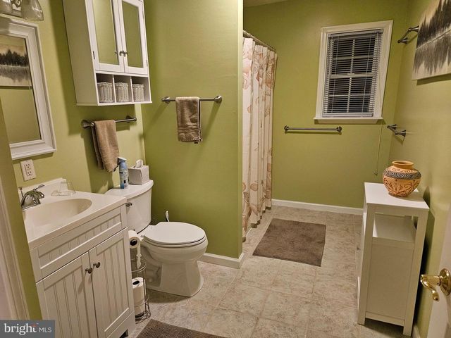 24324 ASBURY DR, Denton, MD 21629