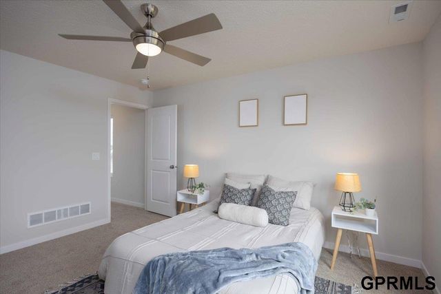 7934 N 93 Street, Omaha, NE 68122