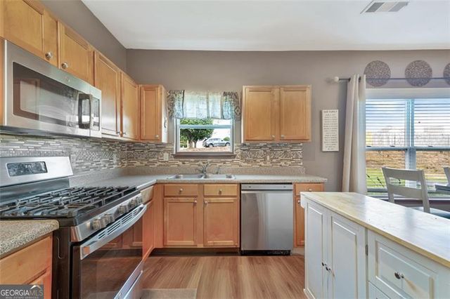 410 Blackwood Lane, Suwanee, GA 30024