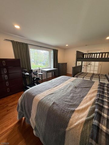 22 Karen Rd, Vernon Twp., NJ 07422