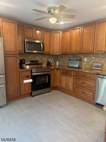 22 Karen Rd, Vernon Twp., NJ 07422