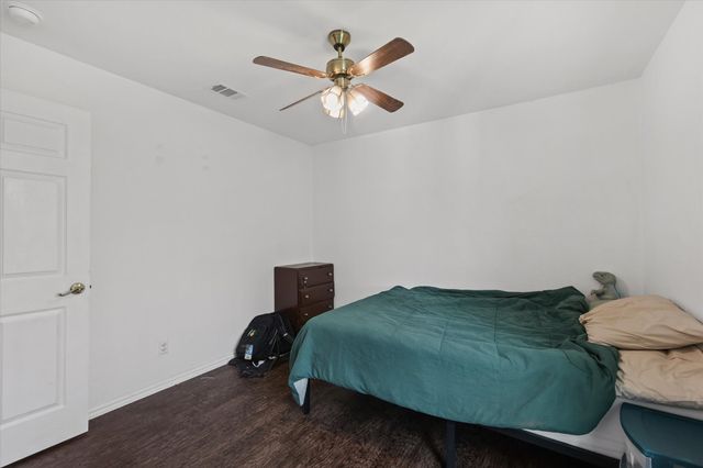 304 Boliver Avenue, Lake Dallas, TX 75065