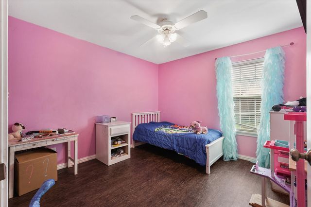 304 Boliver Avenue, Lake Dallas, TX 75065