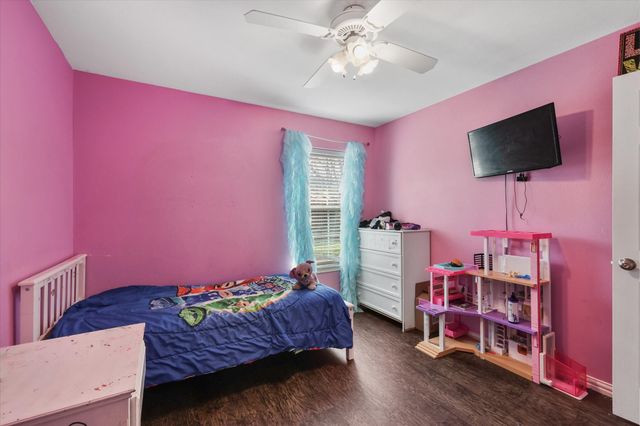 304 Boliver Avenue, Lake Dallas, TX 75065