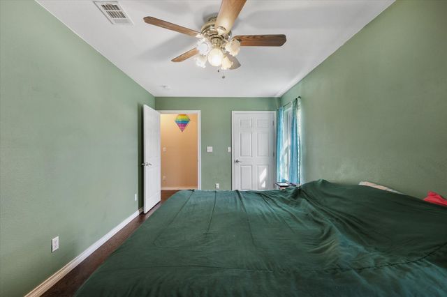 304 Boliver Avenue, Lake Dallas, TX 75065