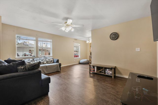 304 Boliver Avenue, Lake Dallas, TX 75065