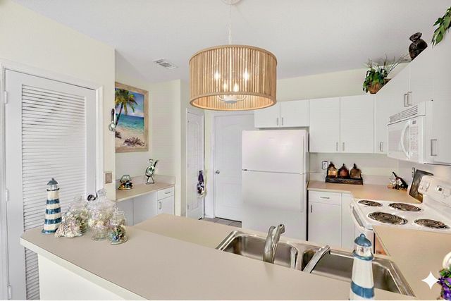 501 Belmont Place, Boynton Beach, FL 33436