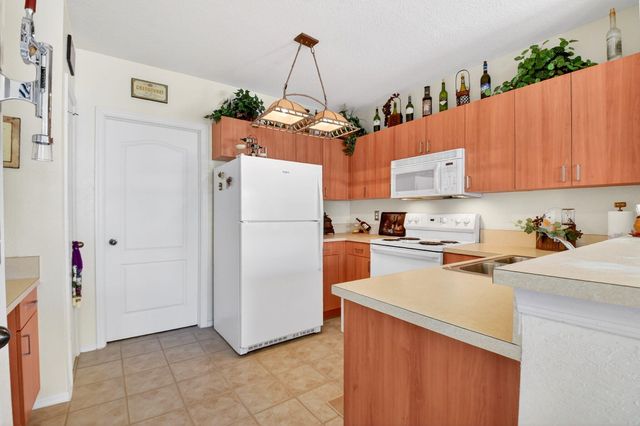 501 Belmont Place, Boynton Beach, FL 33436