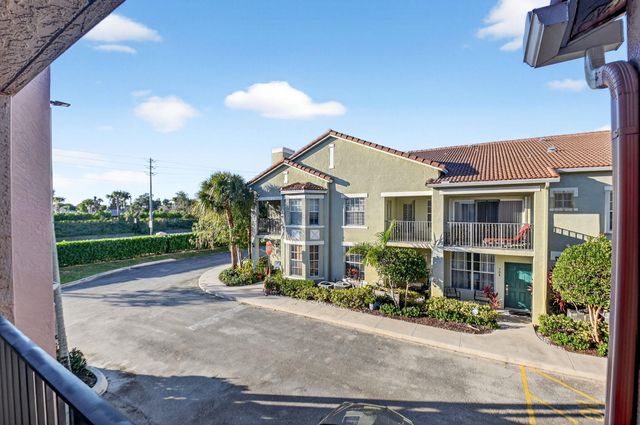 501 Belmont Place, Boynton Beach, FL 33436