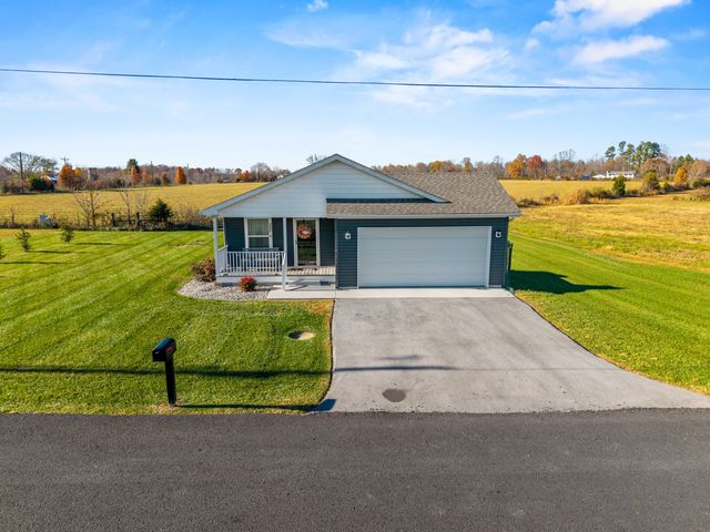 59 Village Lane, Russell Springs, KY 42642