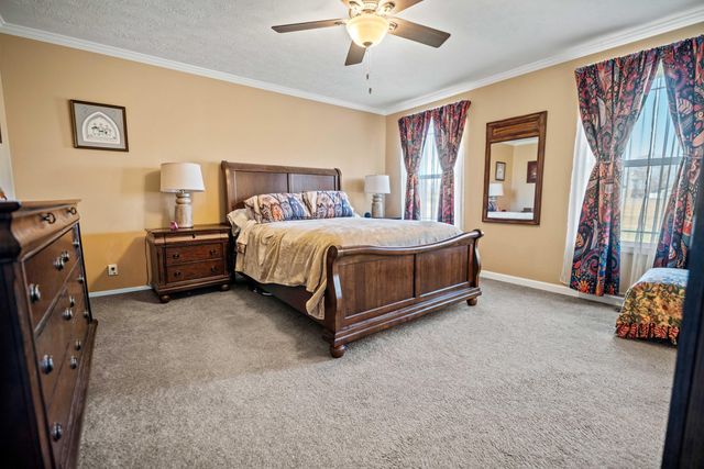 59 Village Lane, Russell Springs, KY 42642