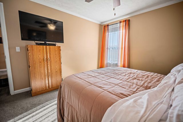 59 Village Lane, Russell Springs, KY 42642