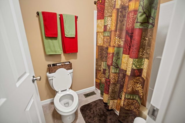 59 Village Lane, Russell Springs, KY 42642