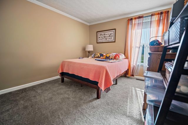 59 Village Lane, Russell Springs, KY 42642