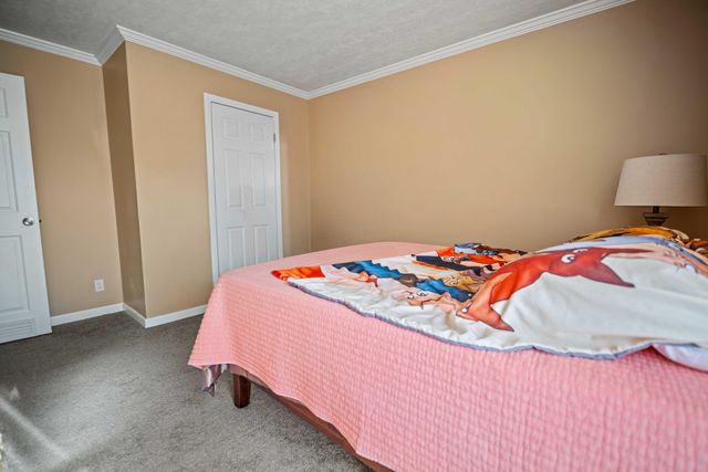 59 Village Lane, Russell Springs, KY 42642