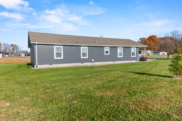 59 Village Lane, Russell Springs, KY 42642