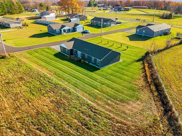 59 Village Lane, Russell Springs, KY 42642