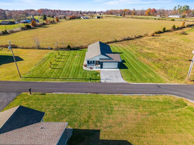 59 Village Lane, Russell Springs, KY 42642