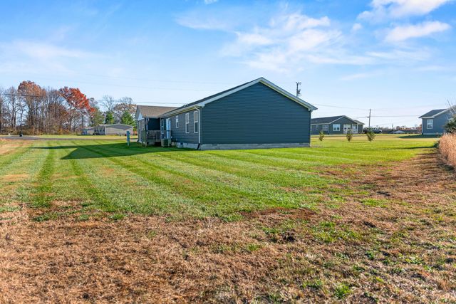 59 Village Lane, Russell Springs, KY 42642