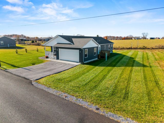 59 Village Lane, Russell Springs, KY 42642